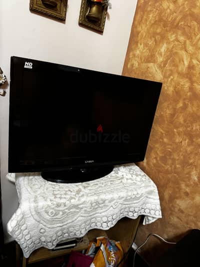 شاشه LCD   ٣٣  بوصة