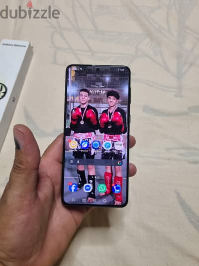 samsung S21+ Ram 8 mom256