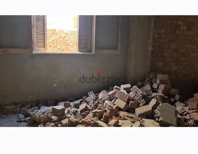 مدينة الشروق المنطقة الرابعة خلف كمبوند المعادى فيو