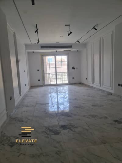 Apartment  140m semi furnished  for rent at regents park compound new cairo super lux finished first use