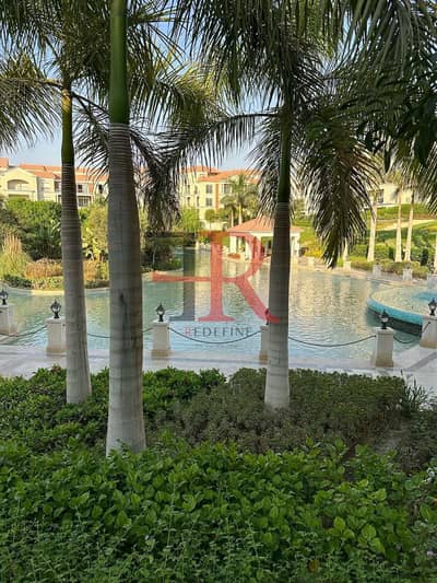 Luxury penthouse for sale  in a prime location at regents park compound New Cairo