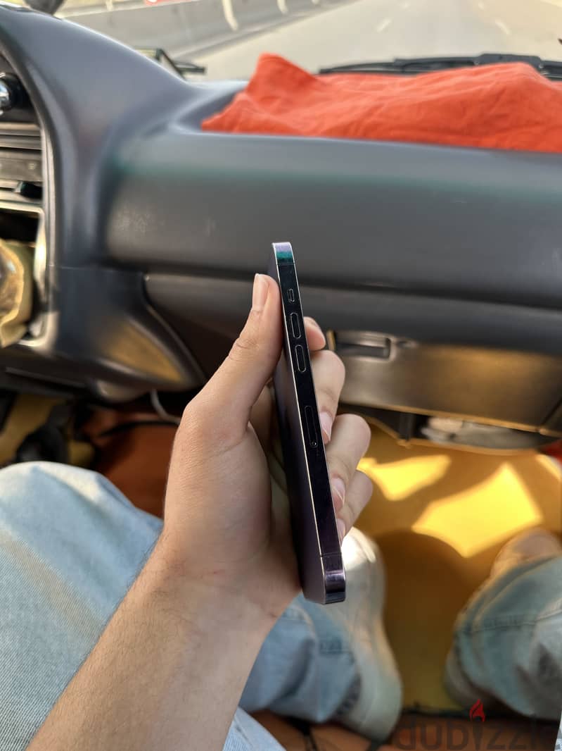 iPhone 14 Pro 2