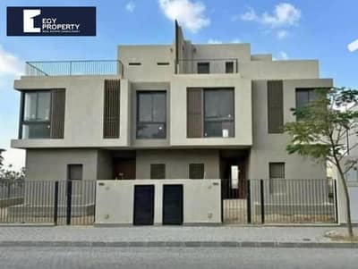 توين هاوس جاهز للسكن للبيع في سوديك إيست - الشروق إطلالة على المساحات الخضراء موقع مميز