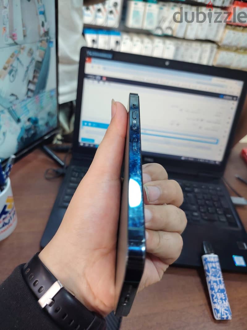 IPhone 13 Pro Max 2