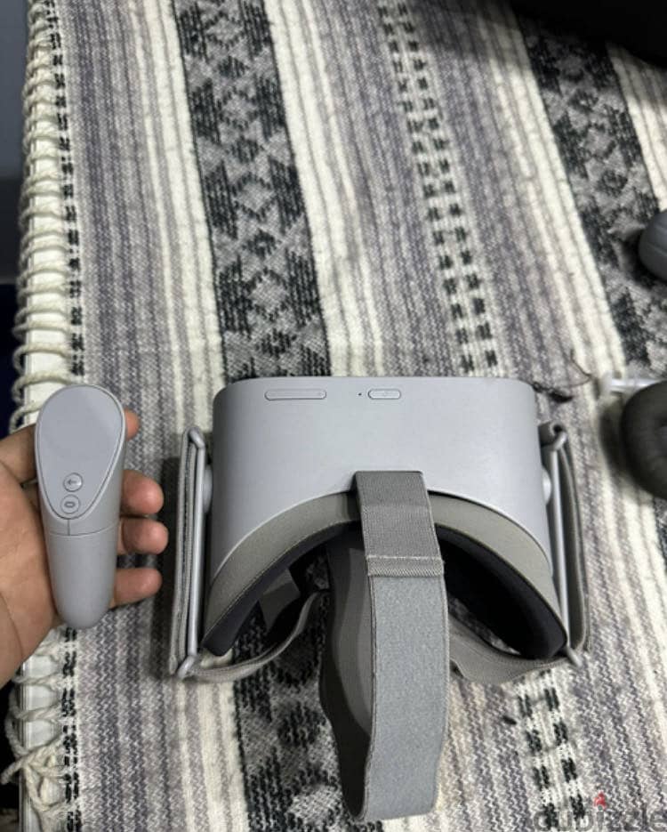 Oculus Go VR Excellent condition 2