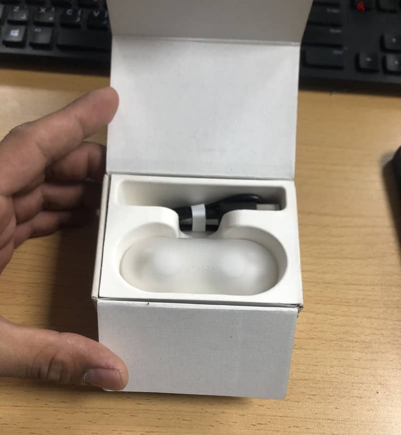 AirPods Sony WF-C500 Excellent condition 1