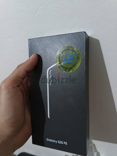 Samsung s25 fe 256 جديد متبرشم ابيض