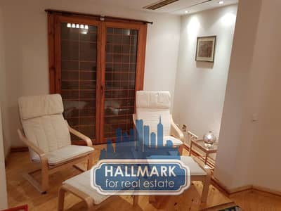 Apartment 340m² with a private garden, fully furnished, in Al Shweifat, New Cairo