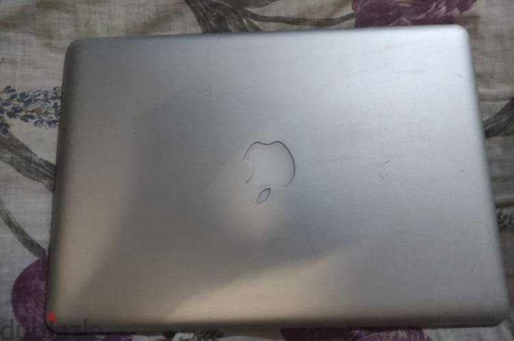 MacBookAir 2008 Excellent condition 2