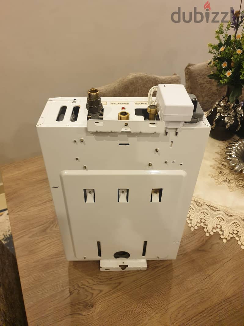 Gas Water Heater 4