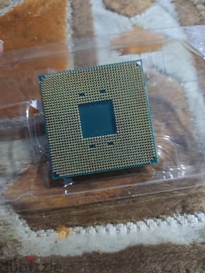 بروسيسور r5 2400g مستعمل