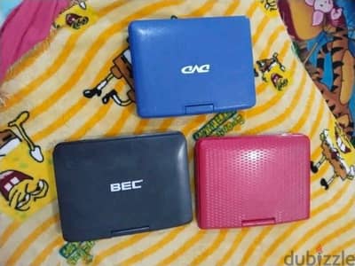 أجهزة شاشات dvd  تشغلها على الريسفر 01030797509