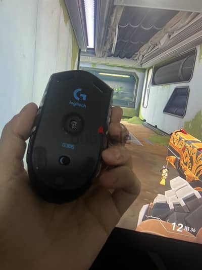 Logitech G305