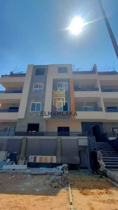 شقة للبيع 3 غرف متشطبة اول سكن 220متر+40متر جاردن الحي السابع المجاورة 2 علي شارع الصفا