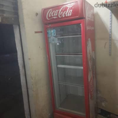 تلاجتين عرض