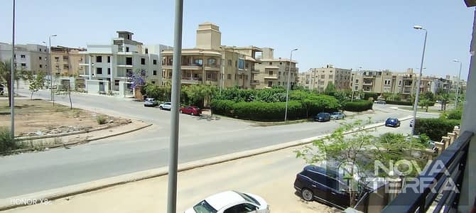 شقة للبيع في الحي التاني علي البستان الرئيسي   ٢٥٠ متر