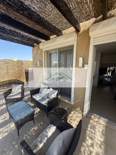 Studio apartment with a roof terrace for rent in Palm Parks, 62 sq m, at a bargain price!