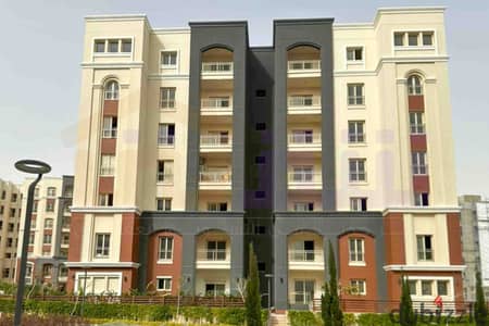 فيلا تاون هاوس كورنر Resale للبيع 205م + 135م جاردن كومباوند اليكس ويست