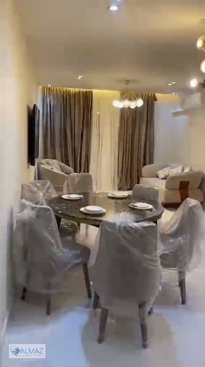 شقه مفروشه 120 متر للايجار في كمبوند جاردينيا سيتي زون 10 في مدينه نصر بالقرب من المحاور الرئيسية