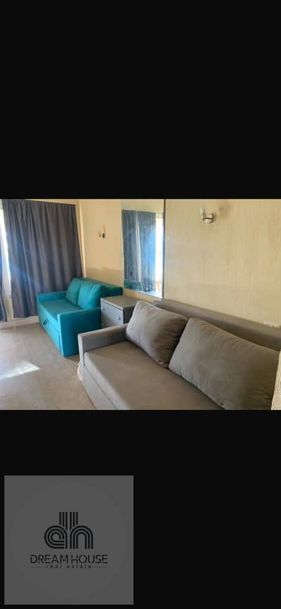 كابينة للإيجار في هاسيندا وايت – موقع مميز | Cabin for Rent in Hacienda White – Prime Location