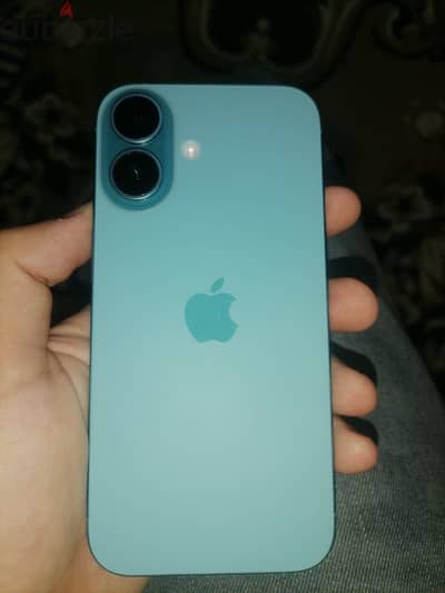 Iphone 16 عادي مستعمل اقل من ٤ شهور بطاريه ١٠٠ معفي ضريبه