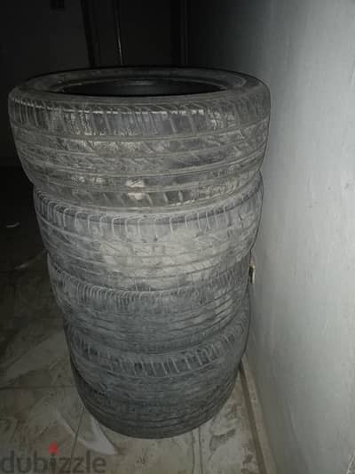 لقطه طقم بريدجيستون تورانزا بحاله جيده جدا 205/55/16