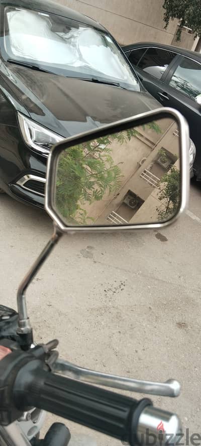 طقم مرايت هوندا هورنت بحالة الزيرو