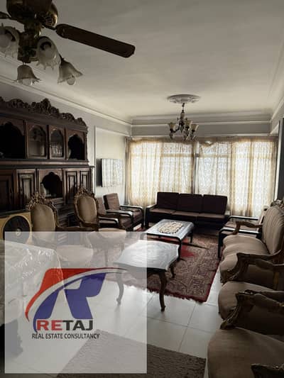 شقة بحري صريح مكيفه بالكامل 3 غرف ب 22 الف بسسسسس