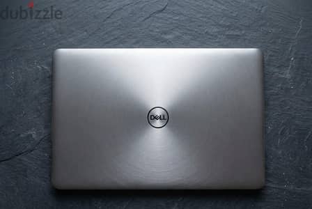 لابتوب dell بسعر مخفض لسرعة البيع