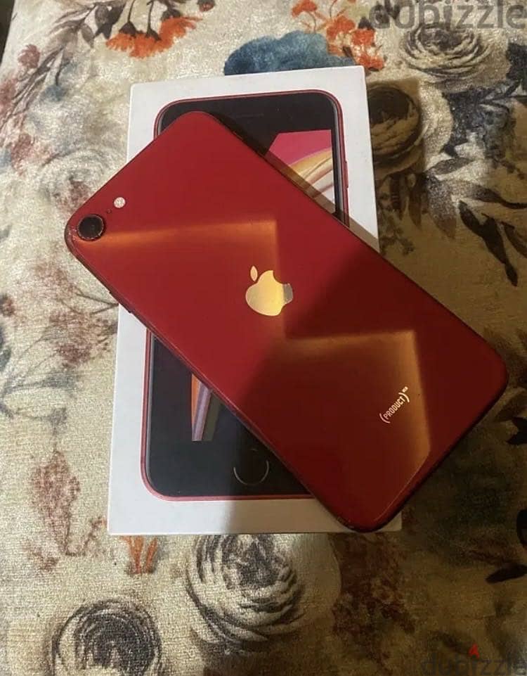 iPhone se 2020 4