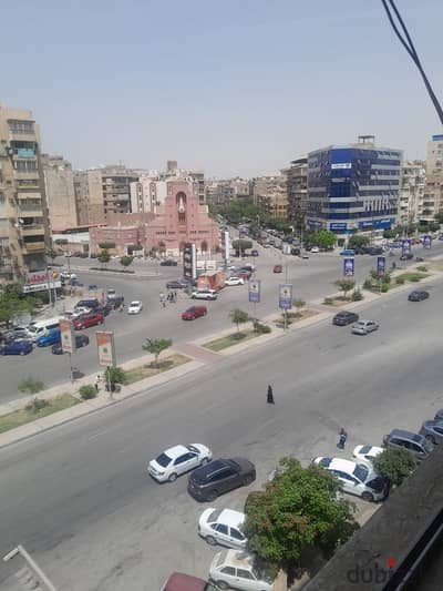ستوديو للايجار سعر لقطة شارع عبدالعزيز فهمي الرئيسي يصلح لكل الاغراض