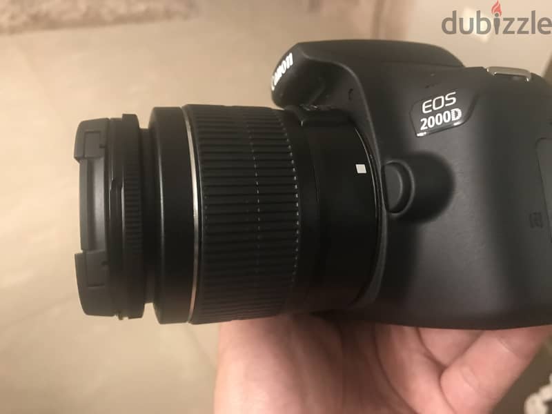 ‏Canon EOS 2000D 3
