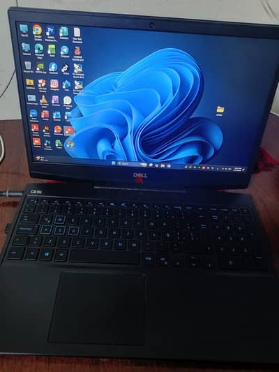 لابتوب ديل مع كارت شاشه rtx 2060 وكمان 6 رام فعلي مش 4 يعني وحش الألعا