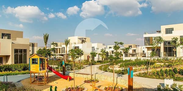 امتلك تاون هاوس أرضي في SODIC East واستلم خلال 3 شهور فقط بمقدم 5% وتقسيط حتى 8 سنوات. وحدة بتصميم عصري داخل اقوى المجتمعات السكنية في نيوهليوبلس