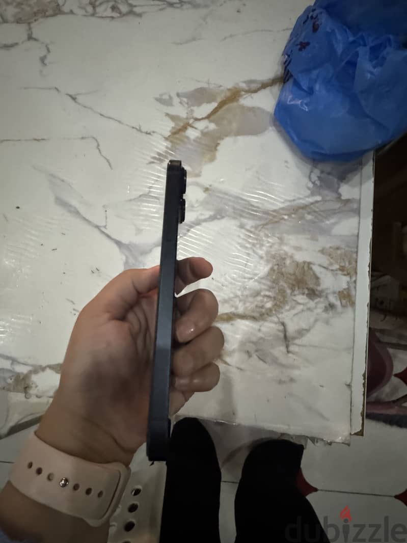 iPhone 14plus 4