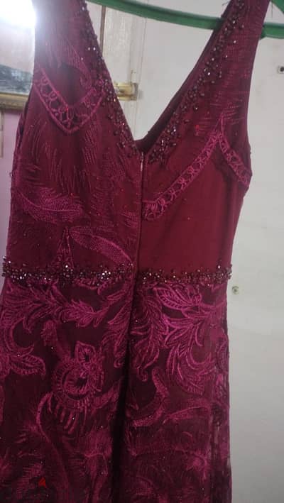 فستان خطوبه او سهره