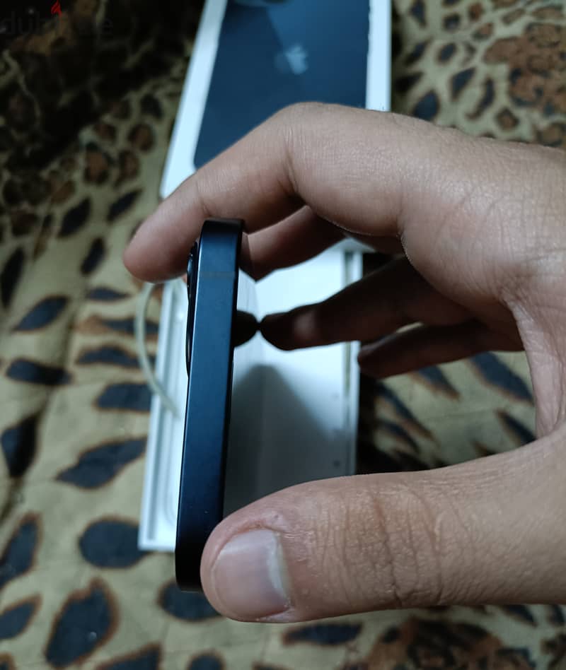 IPhone 13 5