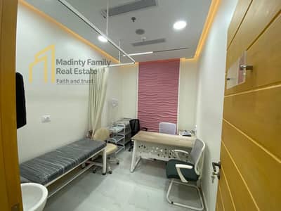 clinic for rent ultra lux finish - 58 m² 3 separate clinics with a bathroom dental clinic equipment completely brand new 4 Carrier air conditioners fire alarm system and resistance