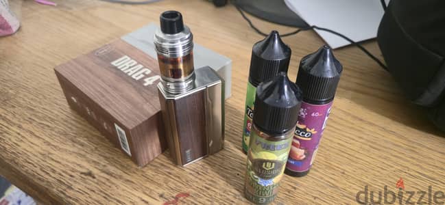 voopoo Drag 4 + 2 lithium batteries + liquid