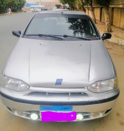 فيات سيينا 2001