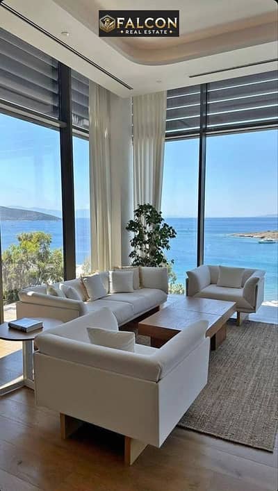فيلا للبيع فيو خيالي علي lagoon ببرايم لوكيشن في مارينا 8 | marina 8 north coast الساحل الشمالي دقائق من مراسي