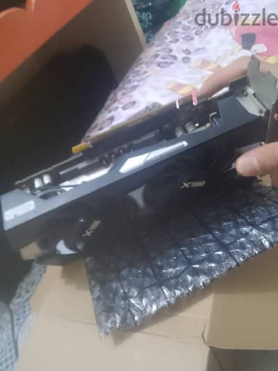 كارت شاشه amd ٢جيجا. من شيفور