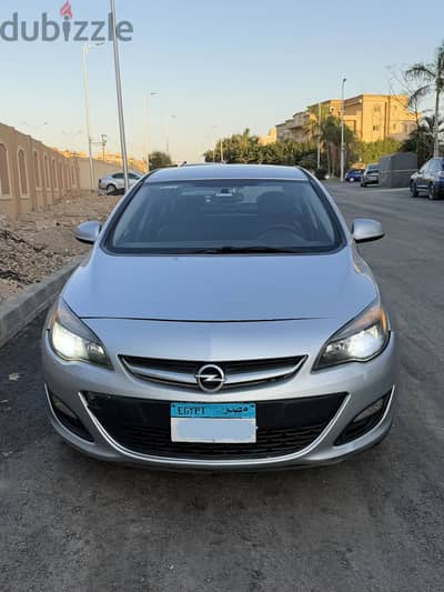 اوبل استرا حالية ممتازة Opel Astra 1600cc
