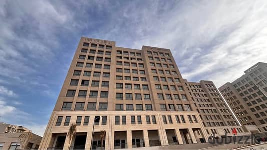 عيادة متشطبة بالتكييفات في مول2o5 باكبرعائد استقماري بجوار اركان بلازا