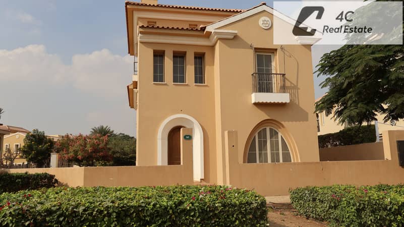IMG_5209. JPG اقل سعر من الماركت بمليون فيلا كلاسيك كورنر بحري 363م استلام فوري اقوي و اميز لوكيشن في هايد بارك التجمع الخامس القاهرة الجديدة بجوار ميفيدا