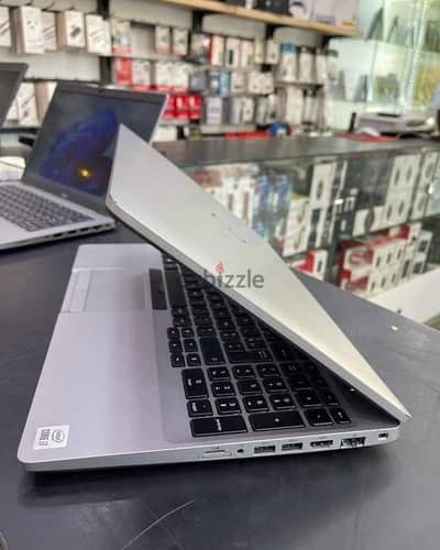للبيع لابتوب DELL PERCESION 3351 للبيع بسعر ممتاز وحالة ممتازة