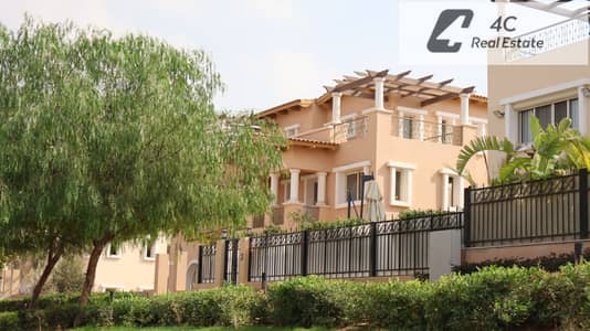 باقل من سعر الماركت ب400 الف فيلا ستاند الون كلاسيك للبيع استلام فوري مساحة 455 م 5 غرف اقوي و اميز لوكيشن فيو مفتوح في هايد بارك التجمع الخامس