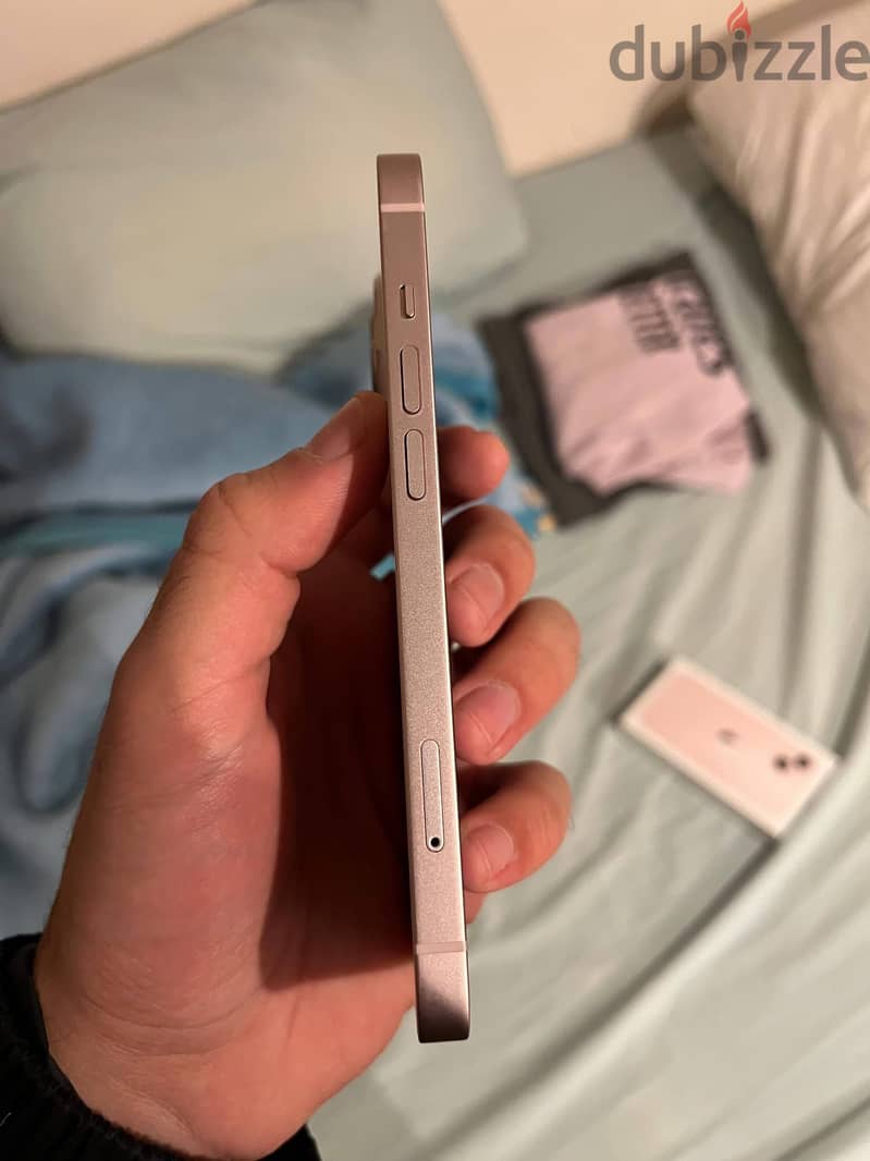 iPhone 13 2