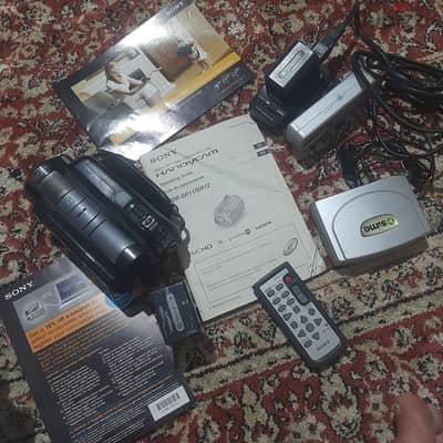 Sony Digital HD Camera Recorder HandyCamHDR-SR11/SR12