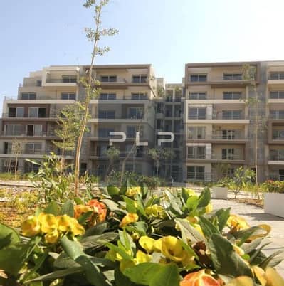 شقة ريسيل جاهزة و متشطبة للبيع بتسهيلات في بالم هيلز التجمع الخامس  Palm Hills New Cairo